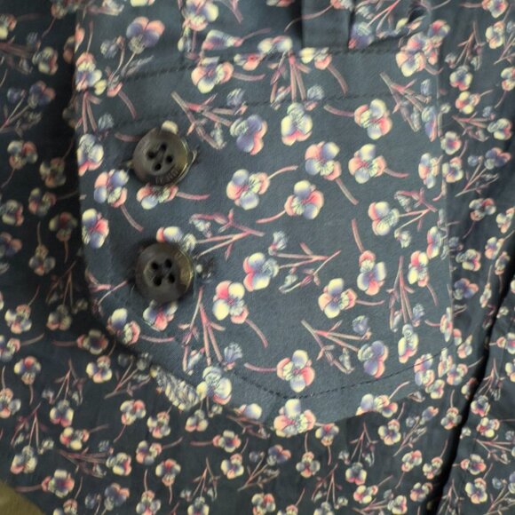QUIETI Navy Floral Print Button-Up Shirt – Size Medium - Picture 10 of 12